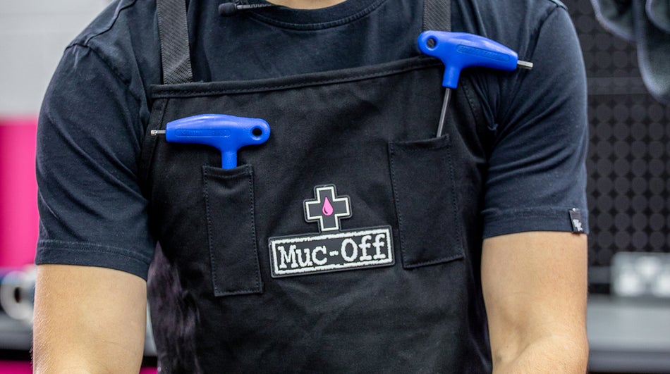 MUC-OFF WORKSHOP APRON