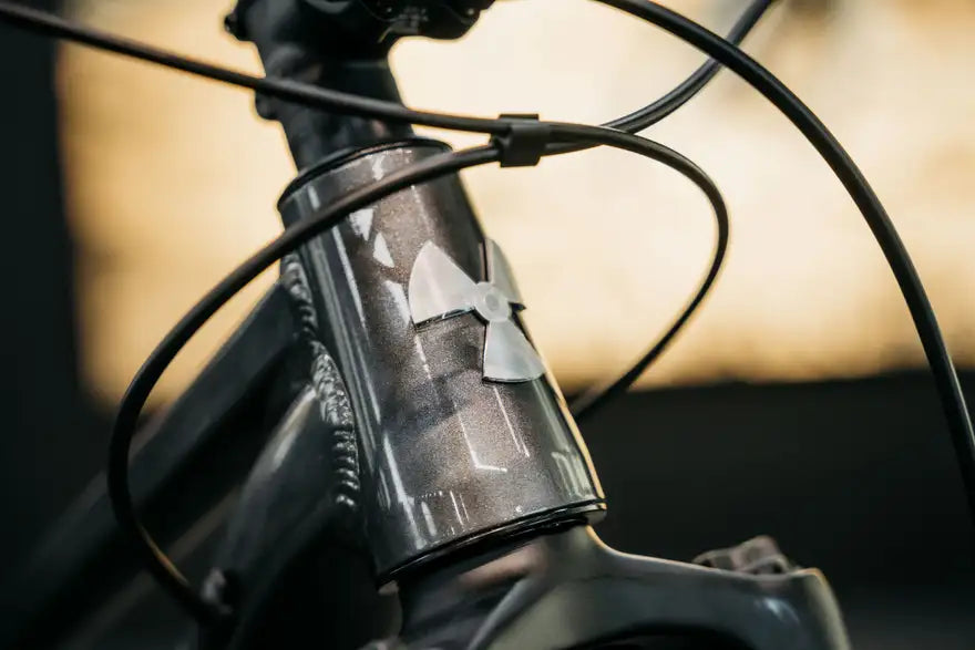 NUKEPROOF TRACKER SPORT